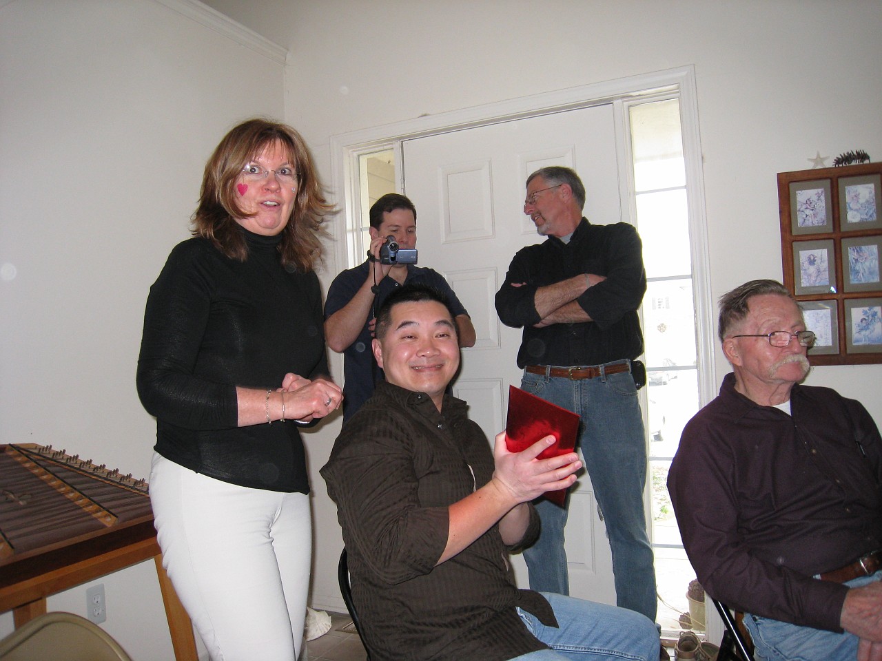 Christmas 2007 Kasdorf Misselhorn Gathering 017.jpg - Christmas 2007! The Misselhorn, Kasdorf and Burns families come together for the celebration! Lots of talk, food, presents, food and visiting.